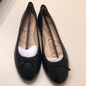 BRAND NEW IN BOX SAM EDELMAN CARLA BLACK FLATS!!!